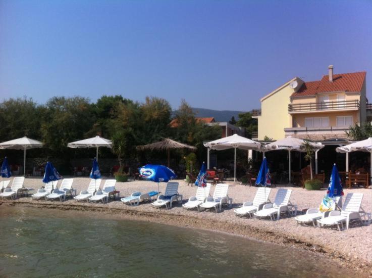 Apartments with parking space Kastel Stafilic Kastela - 24918 - image 7