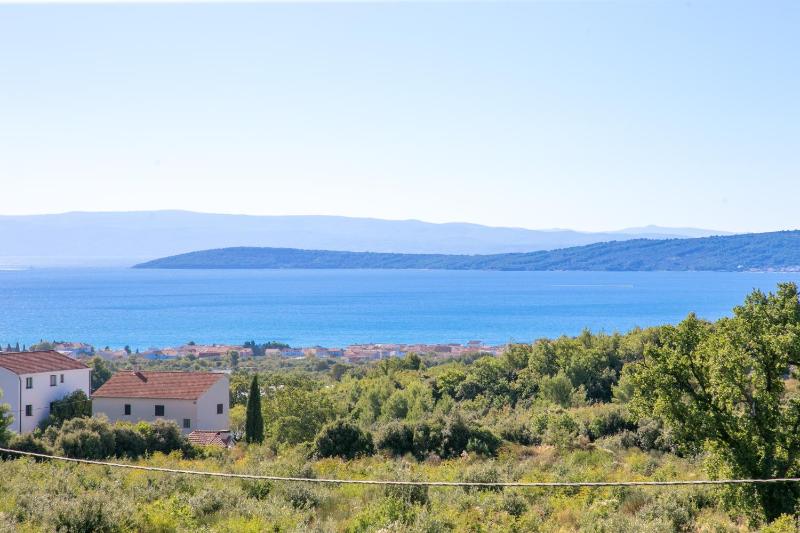 Family-friendly apartments with swimming pool Kastel Novi Kastela - 22569 - image 3