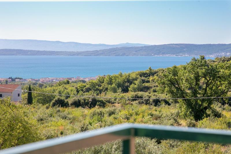 Family-friendly apartments with swimming pool Kastel Novi Kastela - 22569 - image 11