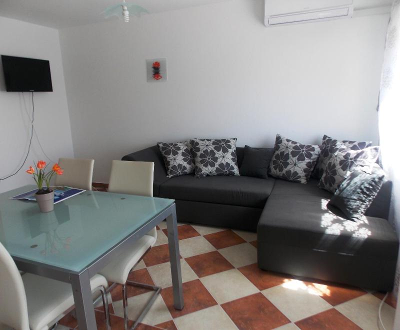 Apartments Lalić - image 14