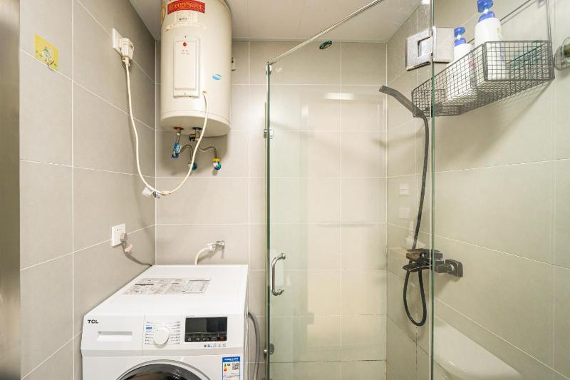 XinChen - Paris Fashion City Landmark view 2 Queen Beds Flat - image 2