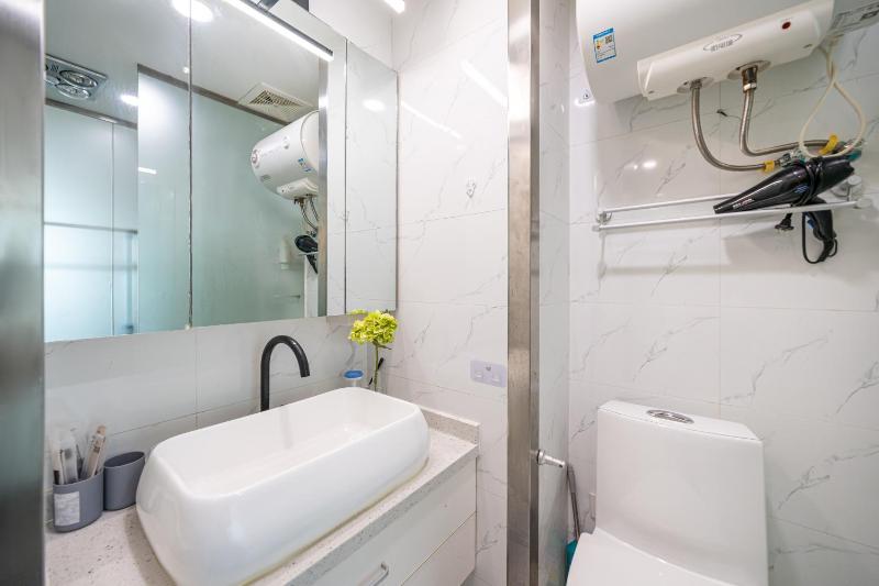 XuRi - East-Aesthetic Downtown Dwelling with Multi-Guest Capacity - image 5