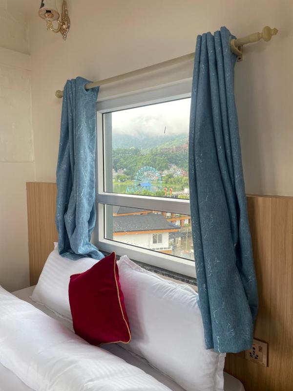 Hotel Roadside Inn - image 10