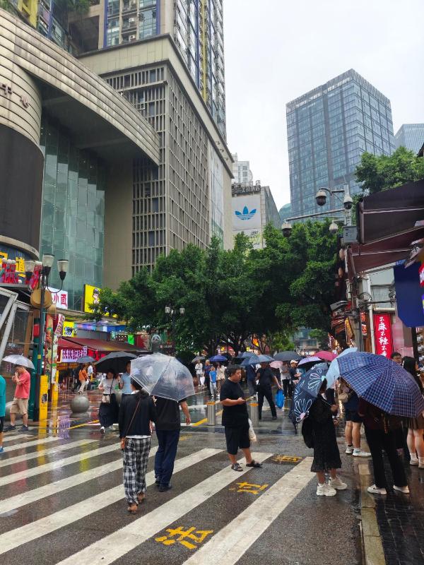 弥尘设计师民宿解放碑店-中古风四 - image 13