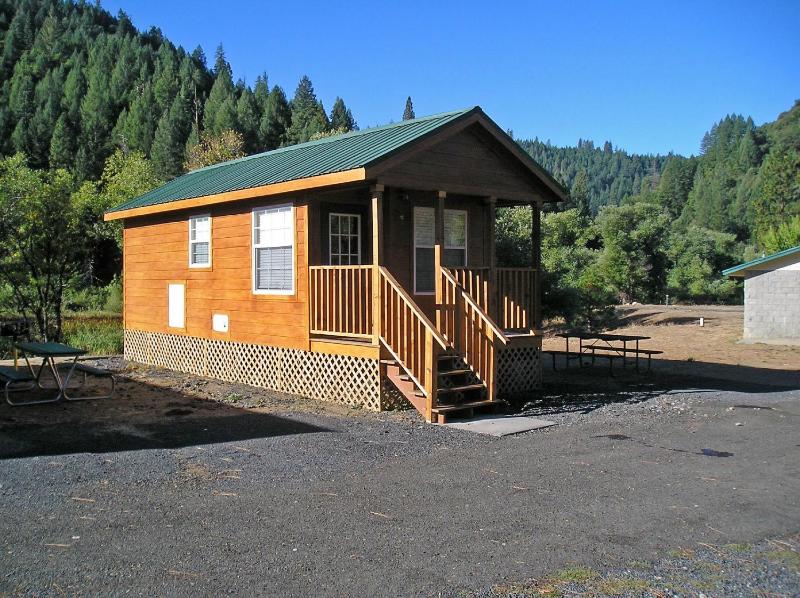 Cabin image 3