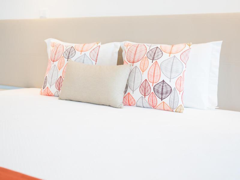 Superior Double Room image 3