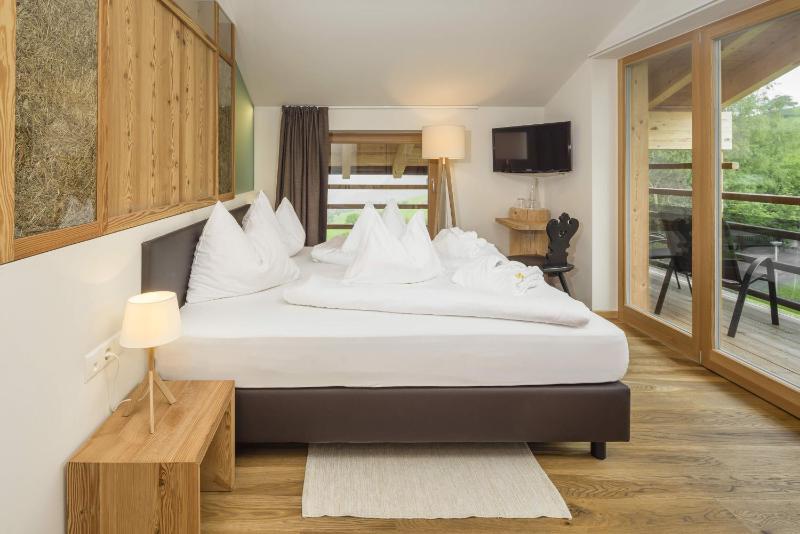 Double Room image 2