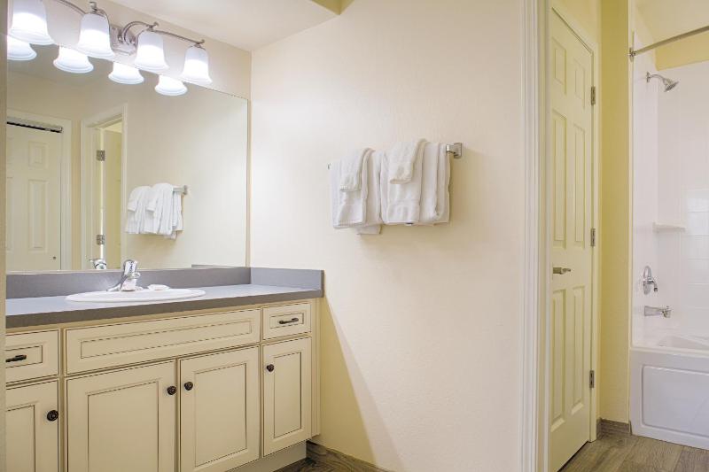 Two-Bedroom Apartment image 4