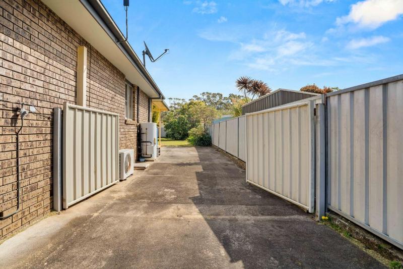 Blakeys Bungalow by Experience Jervis bay - image 19