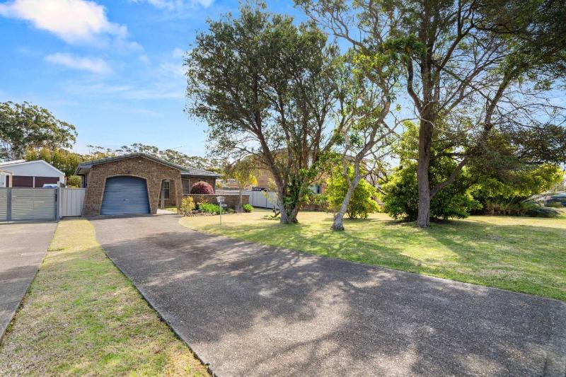 Blakeys Bungalow by Experience Jervis bay - image 10