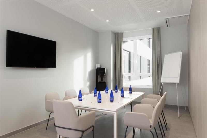 Hampton By Hilton Malaga Martiricos - image 29