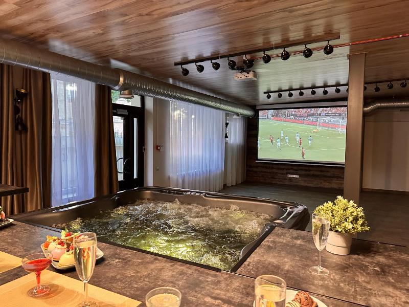 SPA Cinema and Party apartment - image 16
