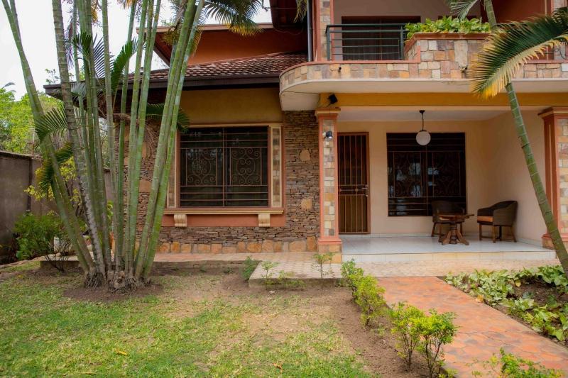 Burundi Sweet Home - image 11
