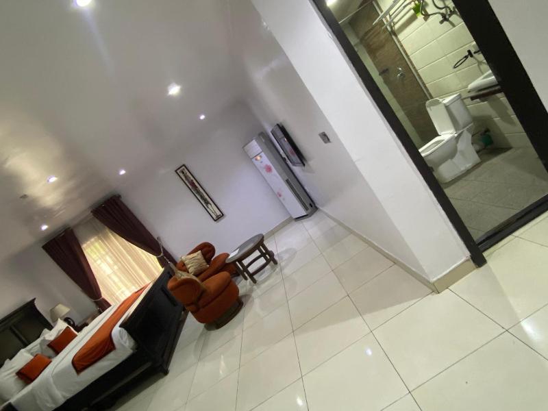 Dview Hotel - image 4