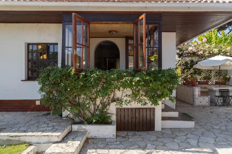 Charming House and Terrace By Gt House - image 6