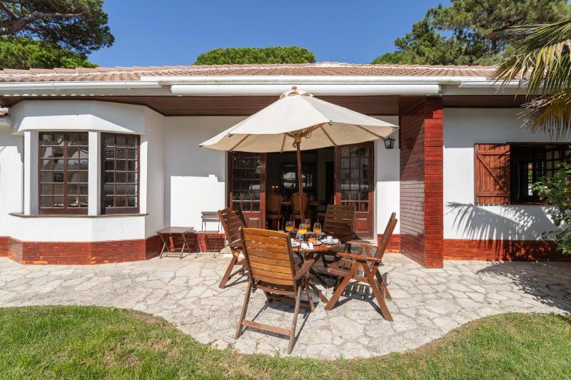 Charming House and Terrace By Gt House - image 7