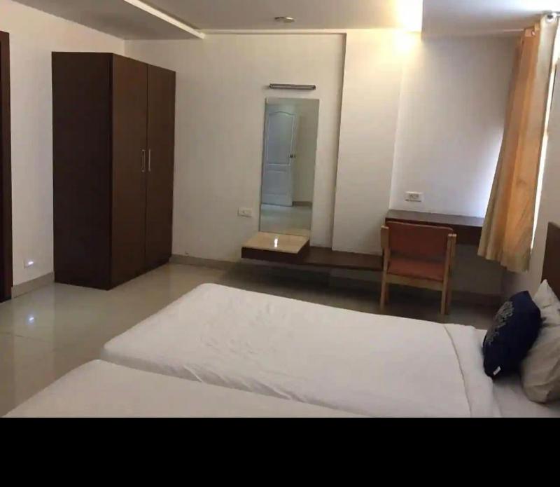 Mysore Central 3bhk serviced apartment - image 12