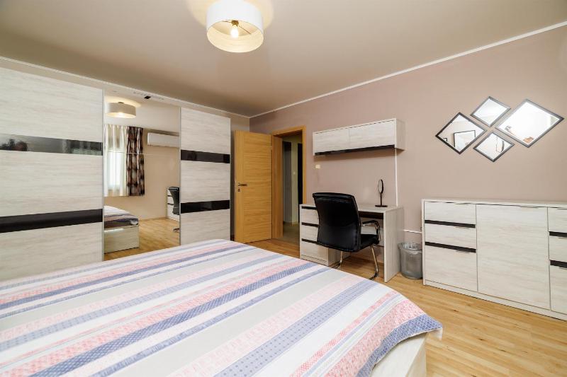 Apartment Slavko - image 9