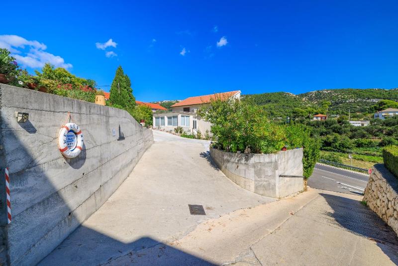 Apartment Slavko - image 7