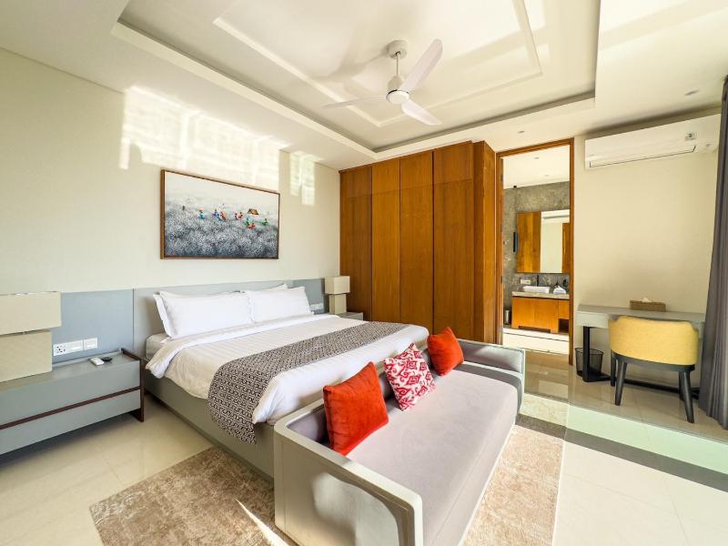 Narawangsa Villa 4br Amazing Sunset Rooftop - image 9