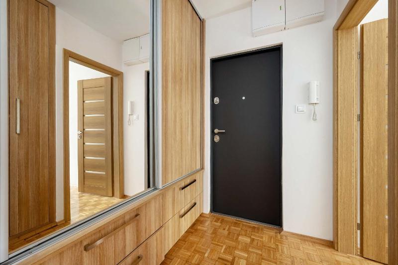 Blue Two Bedroom Apartment in Wrocław with Desk Bathtub and Balcony by Noclegi Renters - image 7