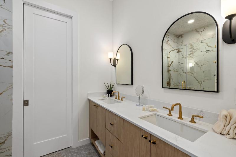 Miramar House 120 E Constellation home - image 5