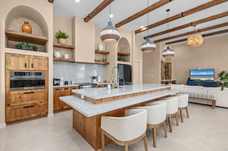 Nomad House at The Shores home - image 35
