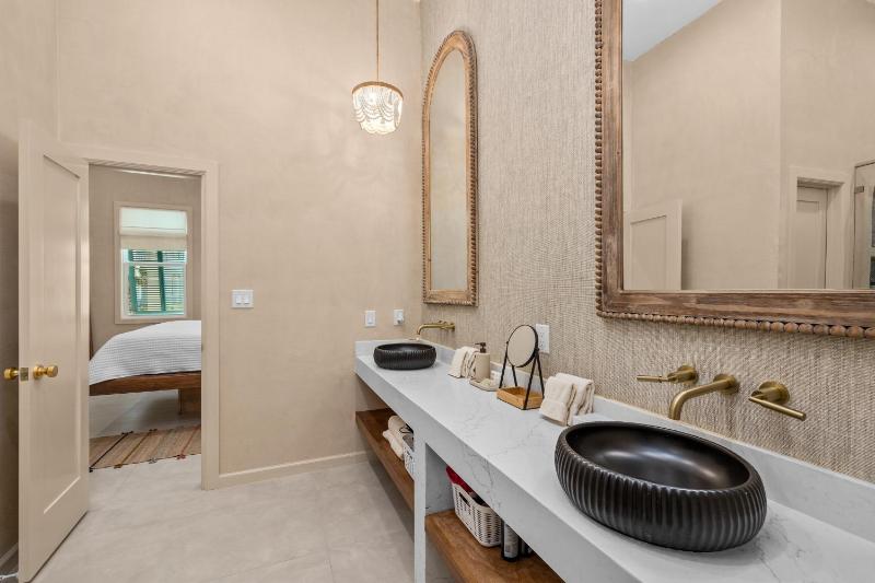 Nomad House at The Shores home - image 24