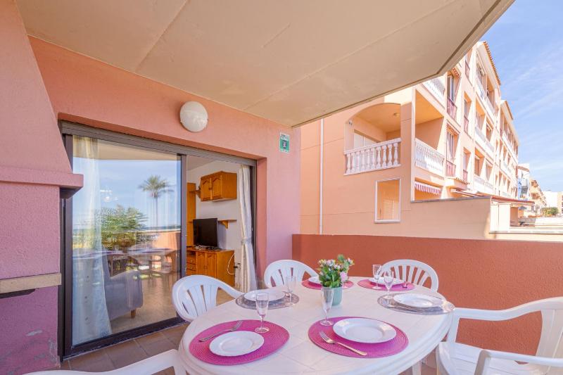 Apart-rent Apartamento Mirablau 0087 enfrente de la playa - image 32