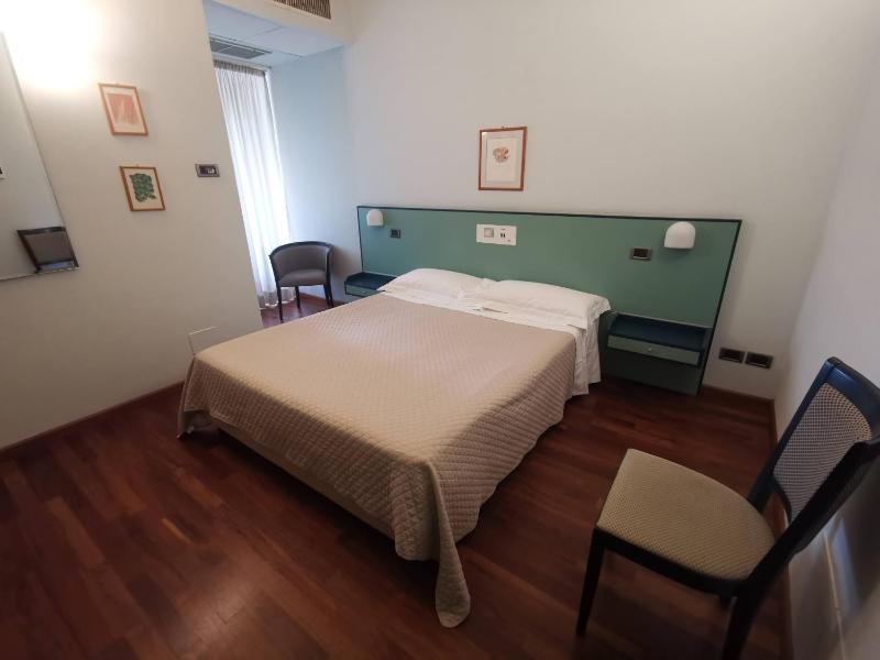Deco Hotel - image 41