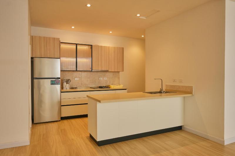 Modern Downtown Bole apartment - image 7