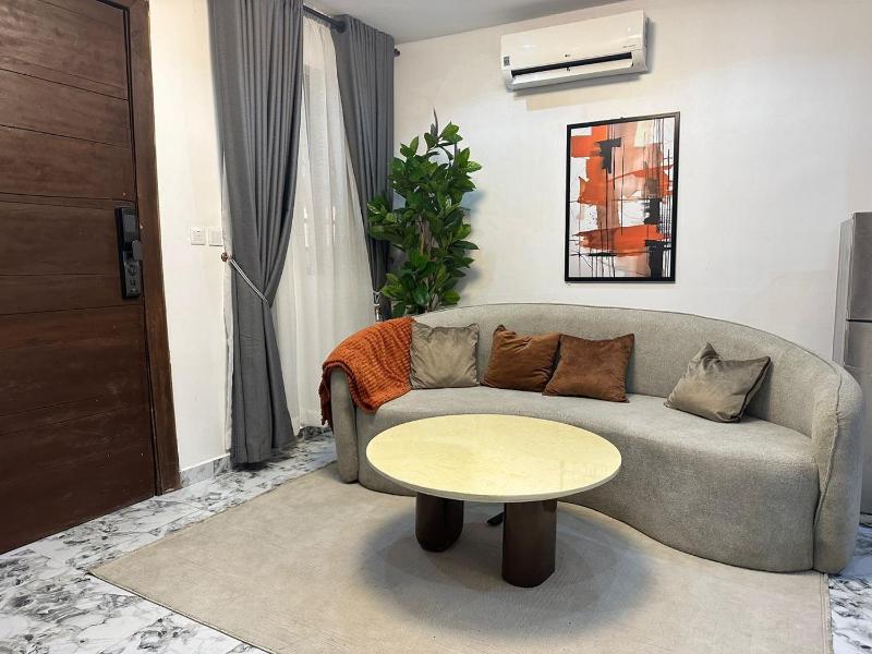 Luxury 1 Bedroom Apartment in Lekki - image 5