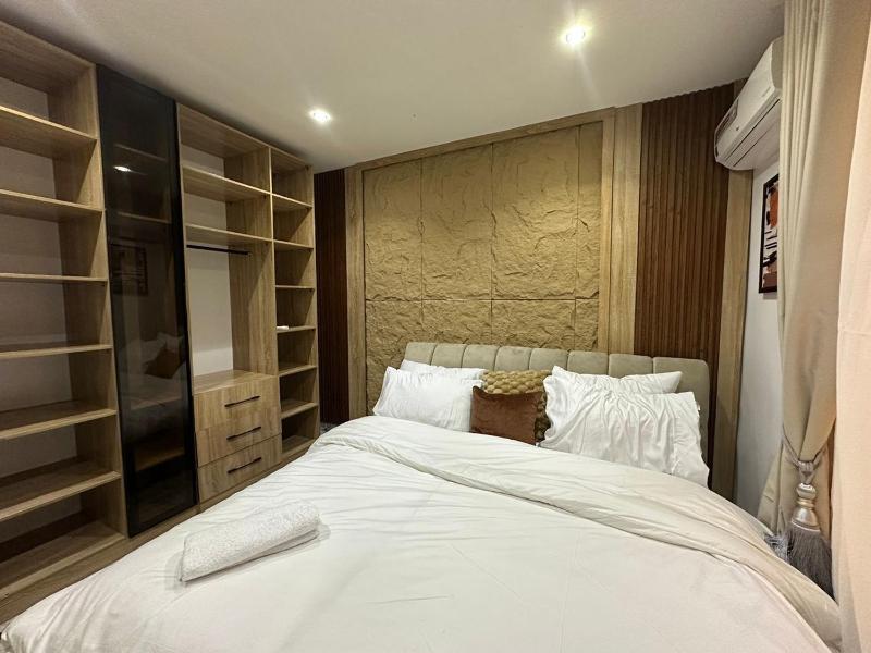 Luxury 1 Bedroom Apartment in Lekki - image 2
