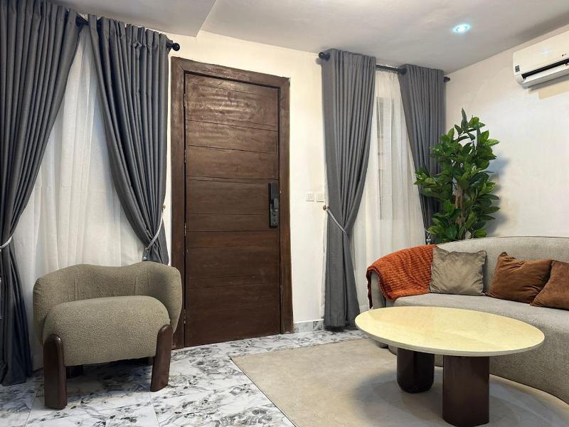 Luxury 1 Bedroom Apartment in Lekki - image 4