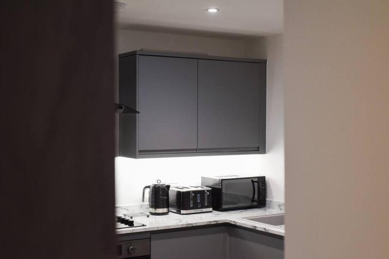 Fancy Staying in a Prison? Sleeps7 2Bath w/parking - image 36