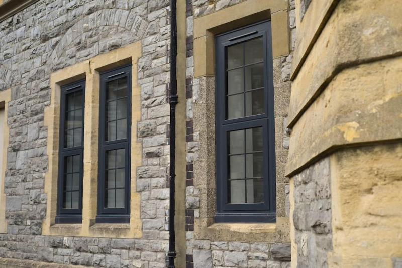 Fancy Staying in a Prison? Sleeps7 2Bath w/parking - image 31