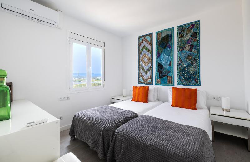 Stay U-nique Apartments Taulat - image 3