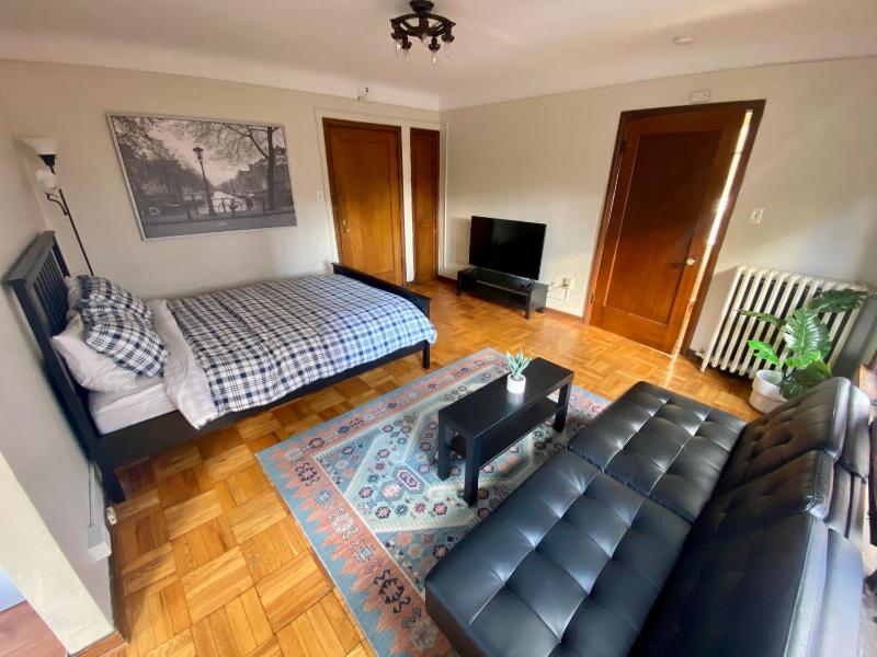 Furnished Apartments - Climate Pledge Arena Next Door - image 8