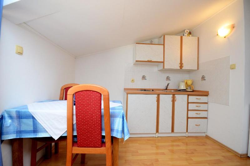 Apartments Biserka - image 21