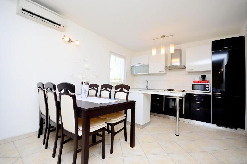 Apartment Bungalov - image 12