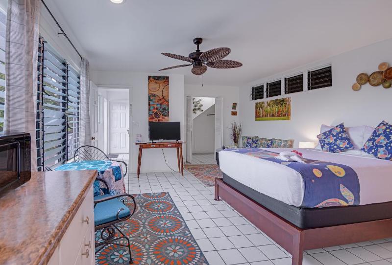 Big Island Retreat - No Resort Fees - image 13