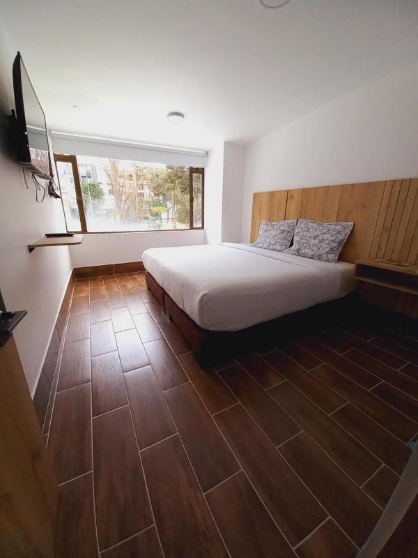 Aw Hotel Ariston Embassy - image 6