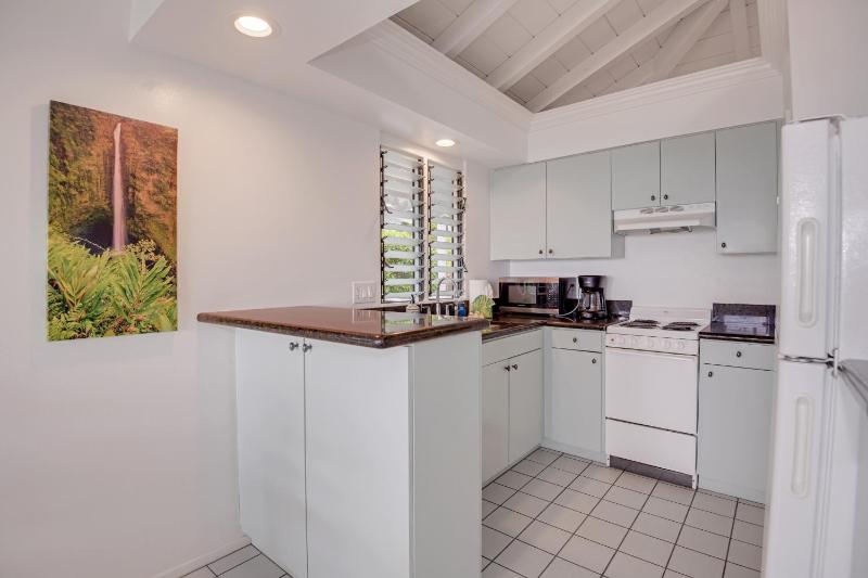 Big Island Retreat - No Resort Fees - image 34
