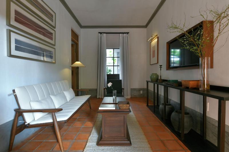 Lee Manor Hotel - image 37