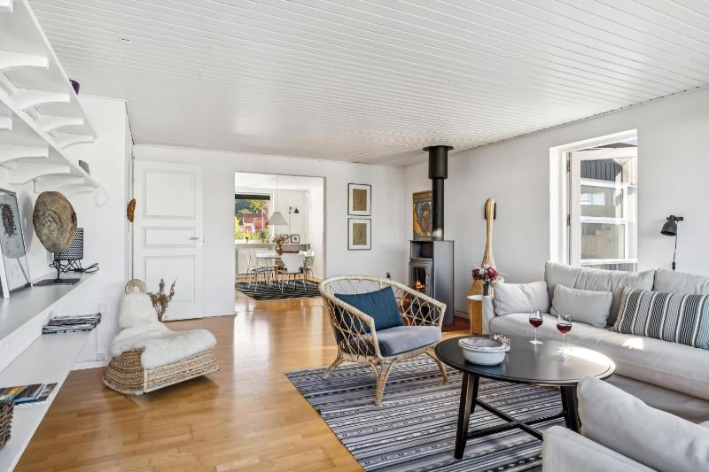 Awesome Home In Ebeltoft With 3 Bedrooms And Wifi - image 2
