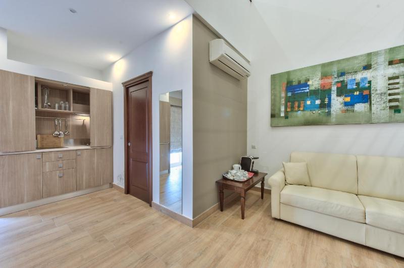 Deluxe Studio - Split Level image 3