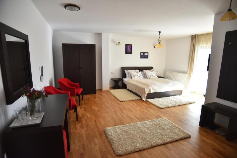 Superior Double or Twin Room image 3