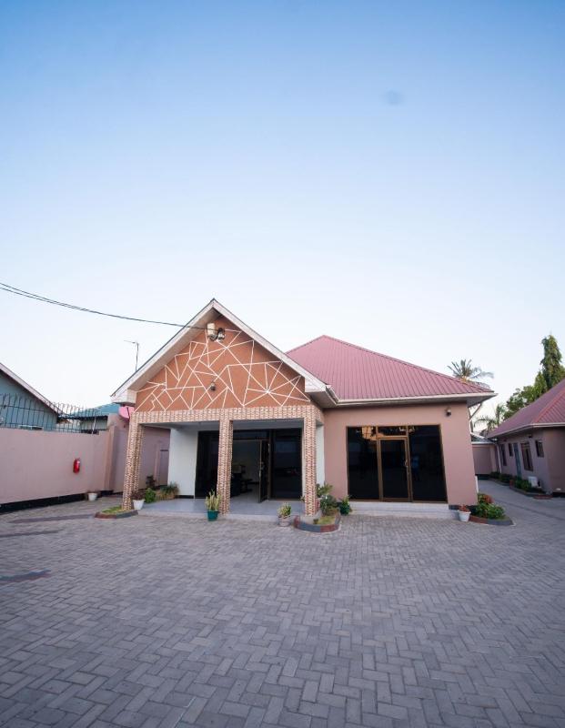 MASOMZ Lodge - image 13