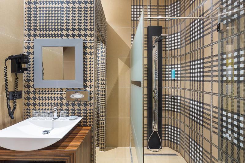 Junior Suite image 2