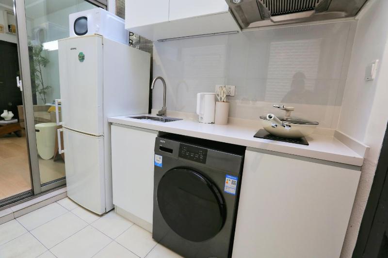 YunXi - Spacious Urban Studio - image 15